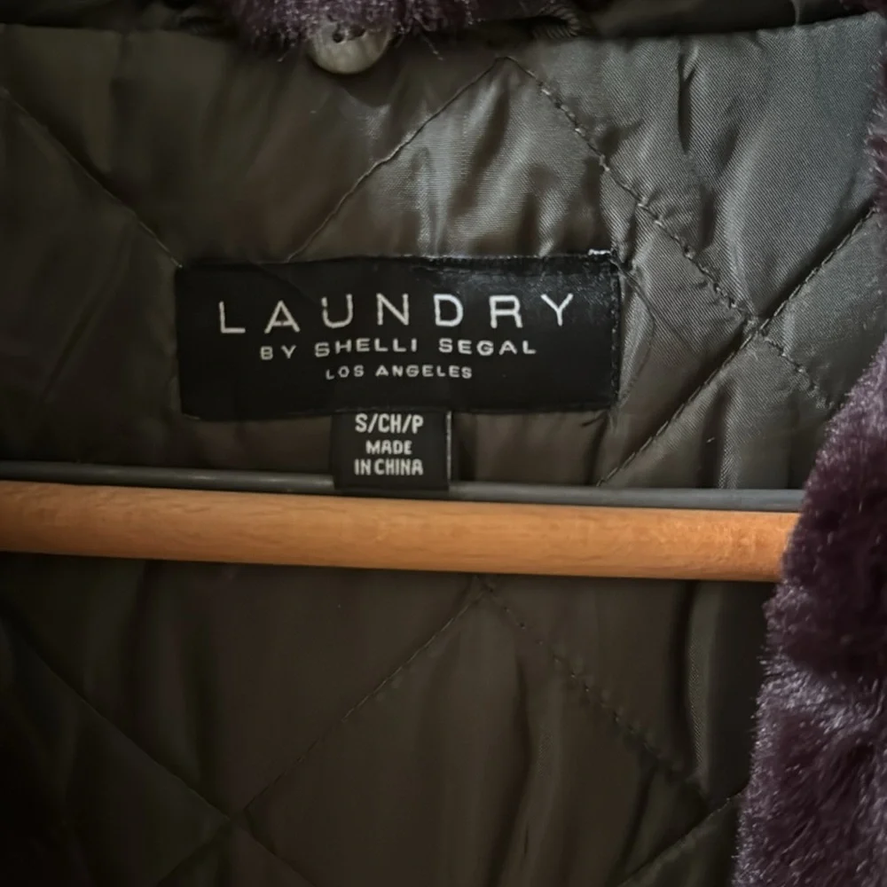 Winter jacket - Picture 3 of 6
